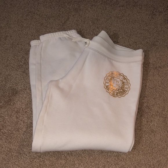 Victoria Secret capris - Picture 2 of 5